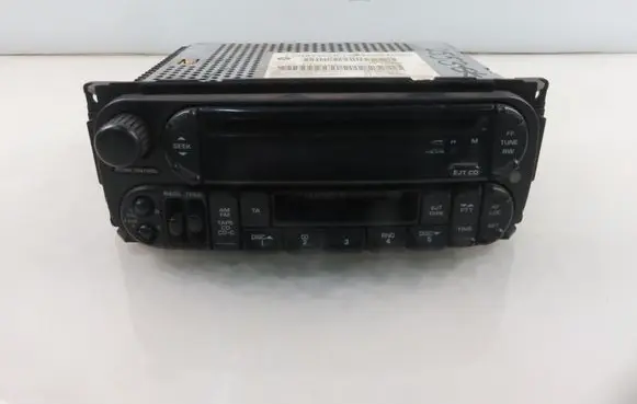 Chrysler Voyager Radio/CD/DVD/GPS head unit P56038585AO