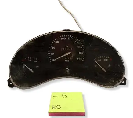 Opel Corsa B Speedometer (instrument cluster) 90386325