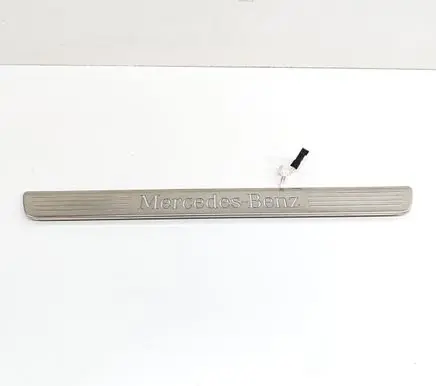 Mercedes-Benz GL X166 Front sill trim cover A1666808600