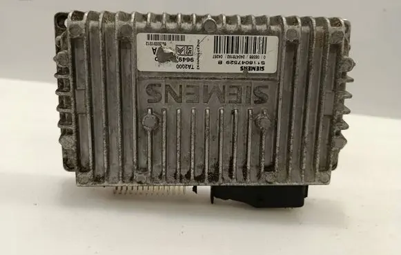 Peugeot 307 Gearbox control unit/module S118047529 8200031512