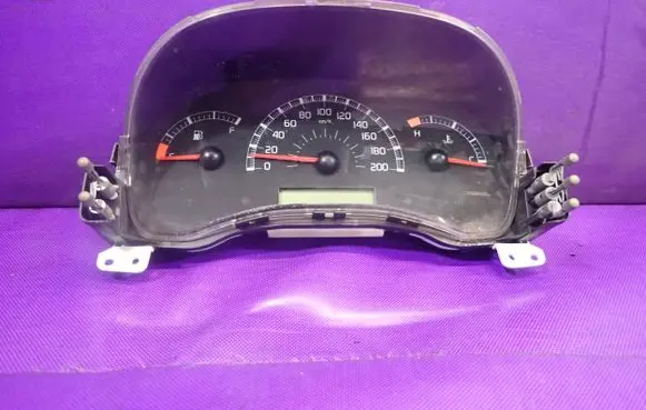 Speedometer (instrument cluster)