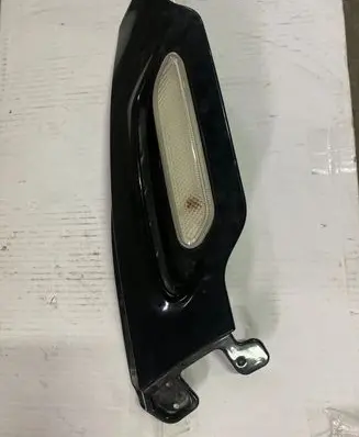 Mini Cooper Countryman R60 Front fender indicator light 61697910 9802607