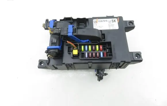 Opel Corsa D Central body control module 13367919SK