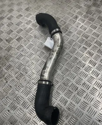 BMW 5 E39 Air intake hose/pipe