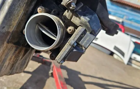 Mercedes-Benz Sprinter W906 Throttle valve A6460901070 A2C53090824