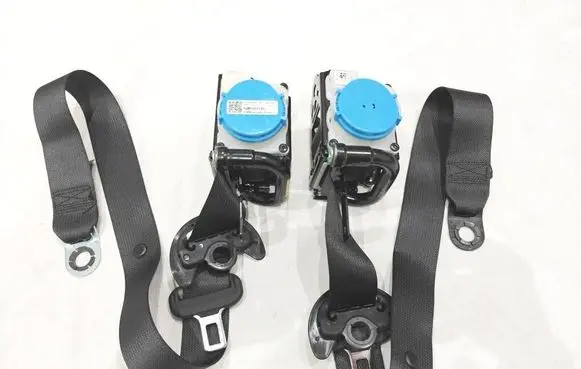 Toyota C-HR II Front seatbelt 73220K0011 73210F4012