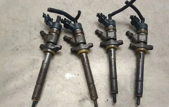Citroen C4 I Fuel injectors set 0445110239