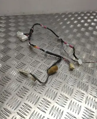 Lexus GS 300 350 430 450H Rear door wiring loom 8215730070