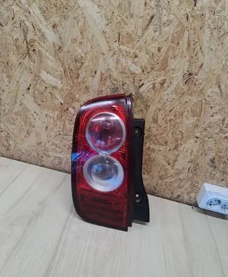 Nissan Micra Rear/tail lights 04072