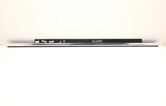 Audi A6 S6 C7 4G Loading door glass trim molding 4G0853763