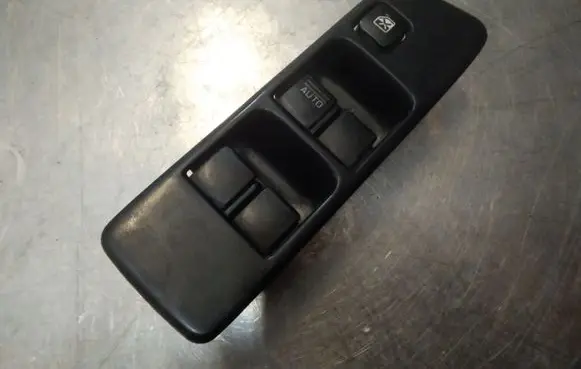 Subaru Forester SF Electric window control switch