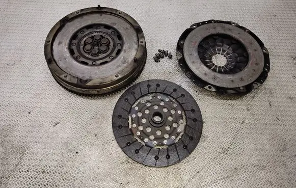 Opel Frontera A Clutch set kit 90446729 30592006F