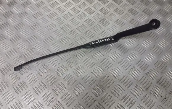 Nissan Primera Front wiper blade arm
