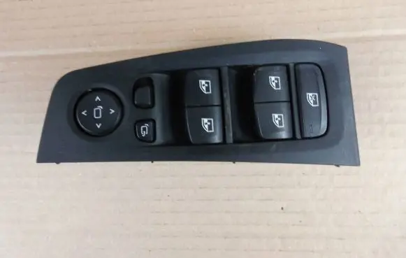 BMW 1 F40 Electric window control switch 794878401 7948784