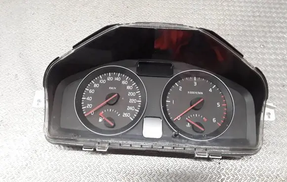 Volvo V50 Speedometer (instrument cluster) 31254776 36002433