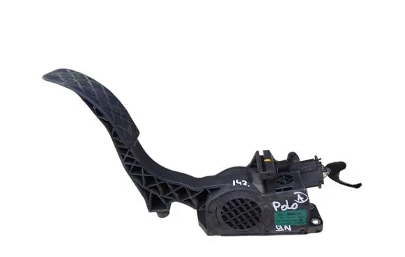Volkswagen Polo IV 9N3 Accelerator throttle pedal 6Q1721503F