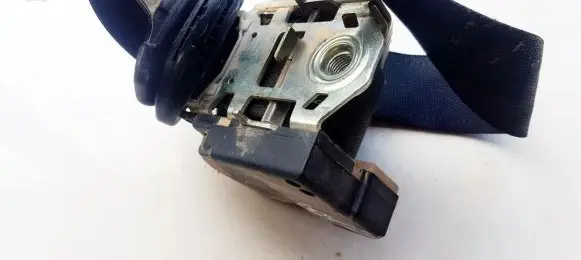 Opel Astra G Rear seatbelt 90560644