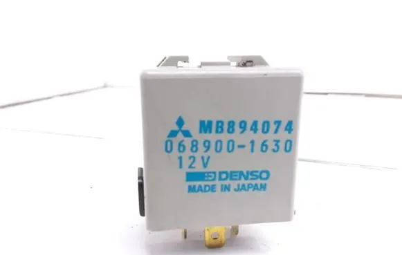 Mitsubishi Pajero Other relay 0689001630