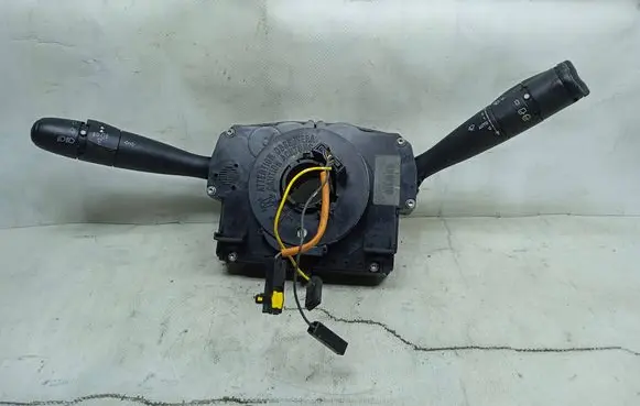 Wiper turn signal indicator stalk/switch