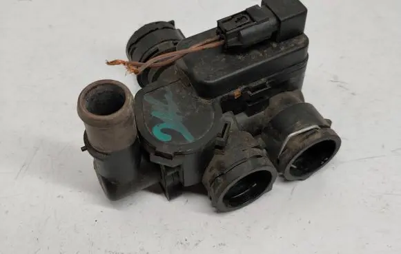 Mercedes-Benz E W211 Electric auxiliary coolant/water pump A2118320084 2118320084