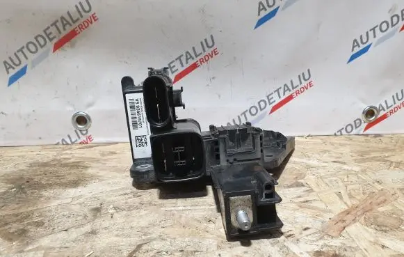 BMW 3 F30 F35 F31 Current control relay 9356157
