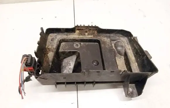 Opel Zafira B Battery box tray 13235804