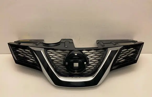 Nissan X-Trail T32 Front bumper upper radiator grill 623104CE0A 623104CE0B