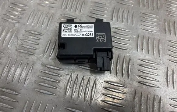 Opel Astra K Door central lock control unit/module 13523281 F00HJ02019