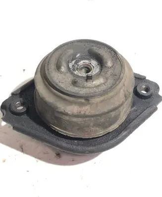 Mercedes-Benz GL X164 Engine mount bracket A2512403417