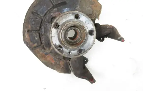 Volkswagen Polo IV 9N3 Front wheel hub spindle knuckle