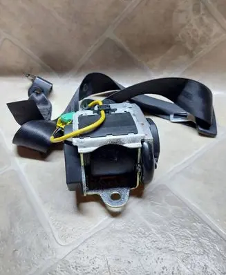 Volkswagen Phaeton Rear seatbelt 3D0857805J 040383
