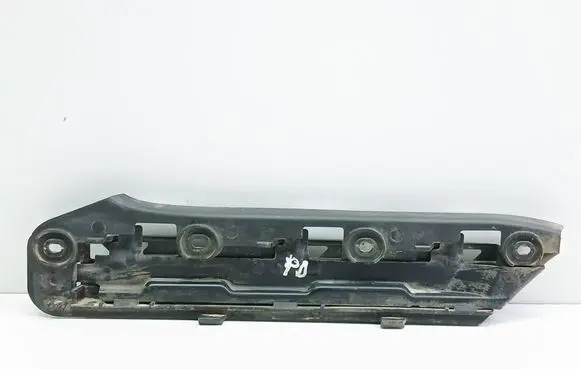 Front bumper mounting bracket