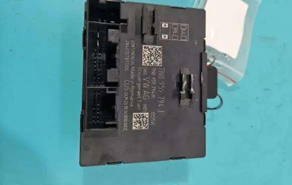 Seat Alhambra (Mk2) Central body control module 7N0959794J IMPRK1392829