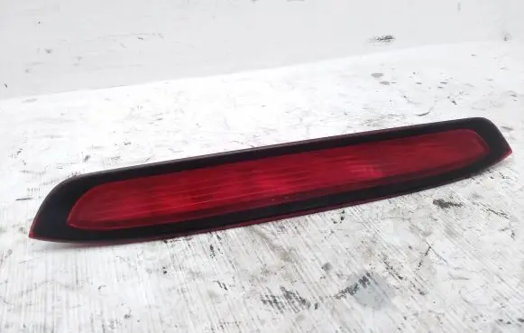 Toyota Corolla Verso E121 Third/center stoplight