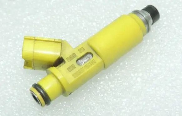 Toyota RAV 4 (XA20) Fuel injector 2320928050