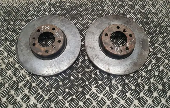BMW 5 E39 Front brake disc 6767059 34116767059