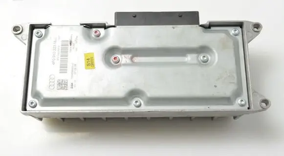 Audi A6 S6 C6 4F Sound amplifier 4F0910223