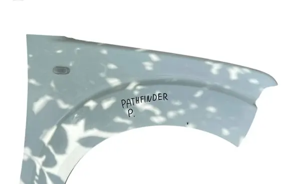 Nissan Pathfinder R51 Fender