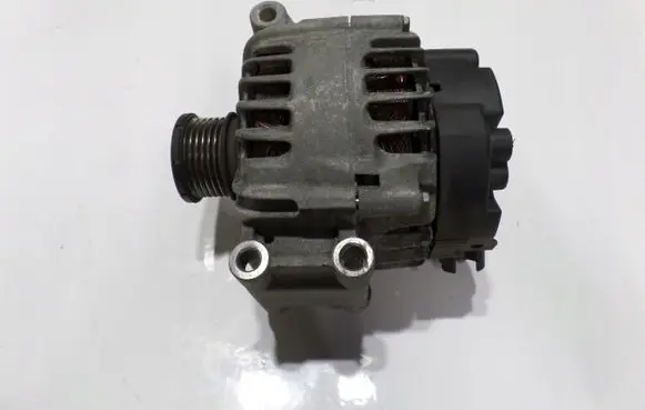 Peugeot 207 Generator/alternator V757651380