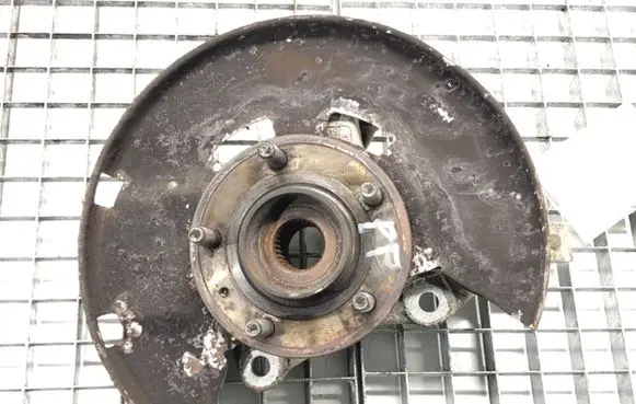 Chevrolet Cruze Front wheel hub spindle knuckle