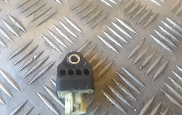 Subaru Forester SH Airbag deployment crash/impact sensor 98231FG000