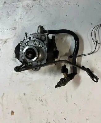 Lexus IS 220D-250-350 Fuel injection high pressure pump 221000R030