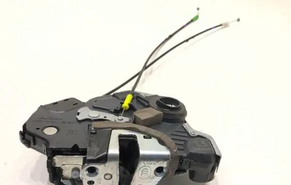 Lexus NX Front door lock