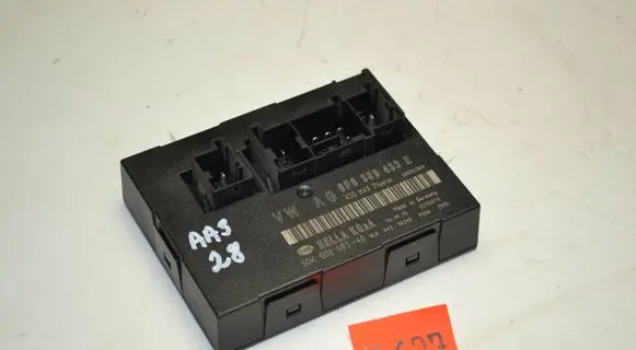 Audi A3 S3 A3 Sportback 8P Comfort/convenience module 8P0959433E 05700610 5DK00858346