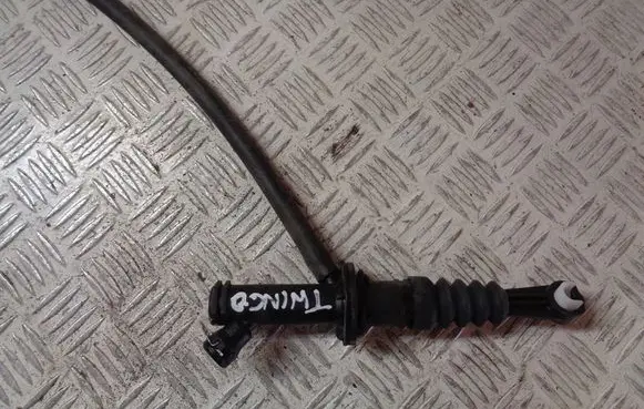 Renault Twingo III Clutch master cylinder 