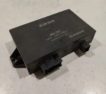 Peugeot 607 Power management control unit 9629825080 9629826399
