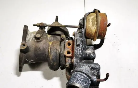 Ford Focus Turbo bm566k682dc 5000336100185