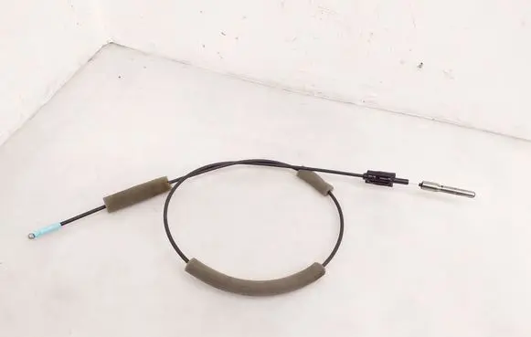 Lexus ES 300h (7th Gen) Front door cable line 