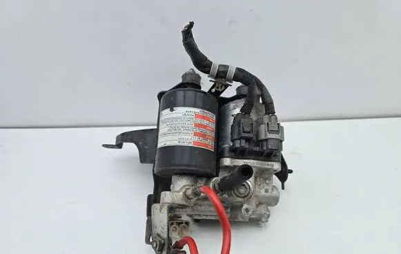 Toyota Prius+ (ZVW40) ABS Pump 4707047050