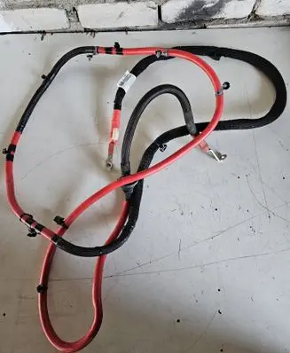 Chevrolet Corvette C7 Positive cable (battery) 23437882